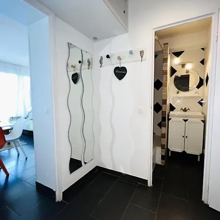 Port Vincent - La Grande-motte, Appartement, Piscine, Wifi Mae-8384 Apartment *